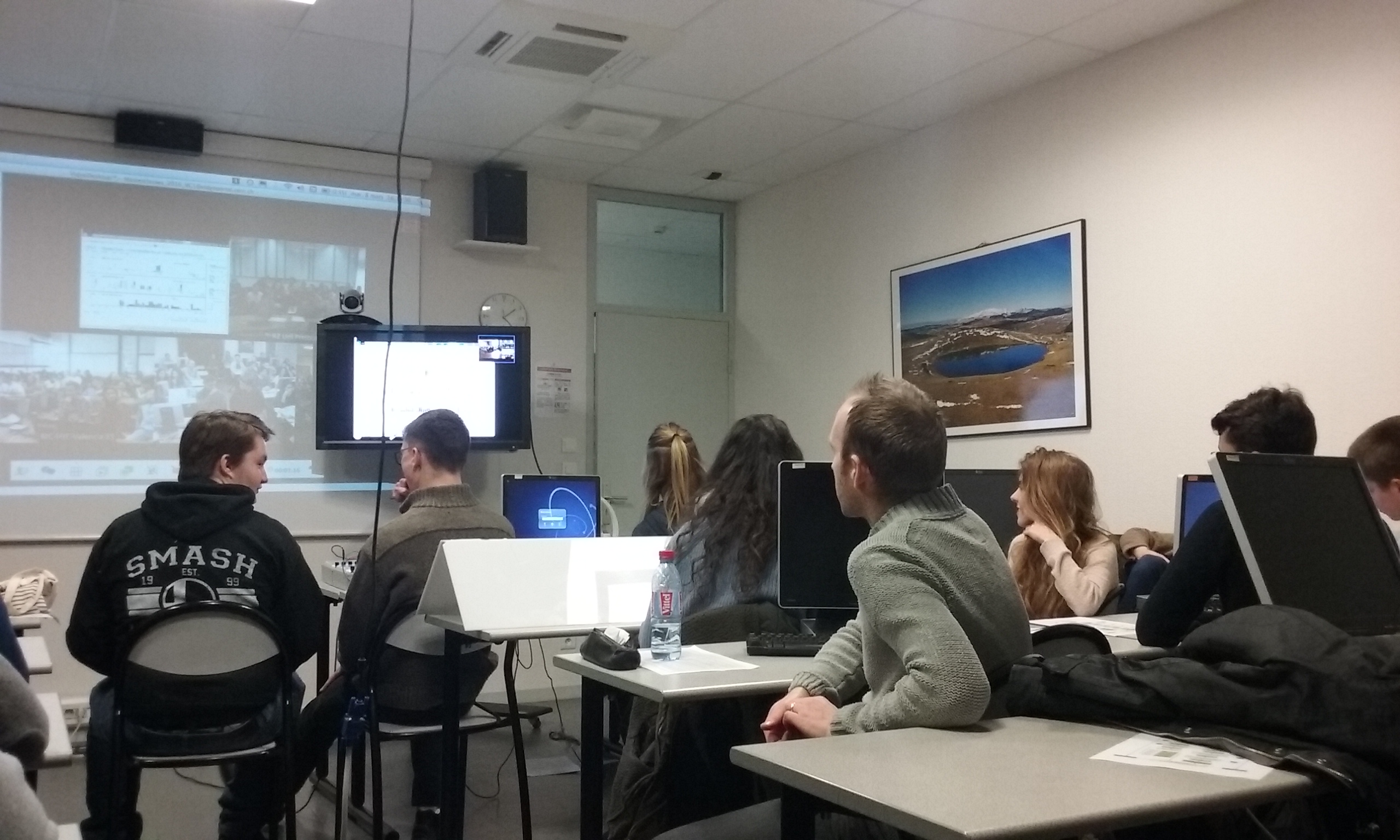 Video conference with high schools for CERN masterclass